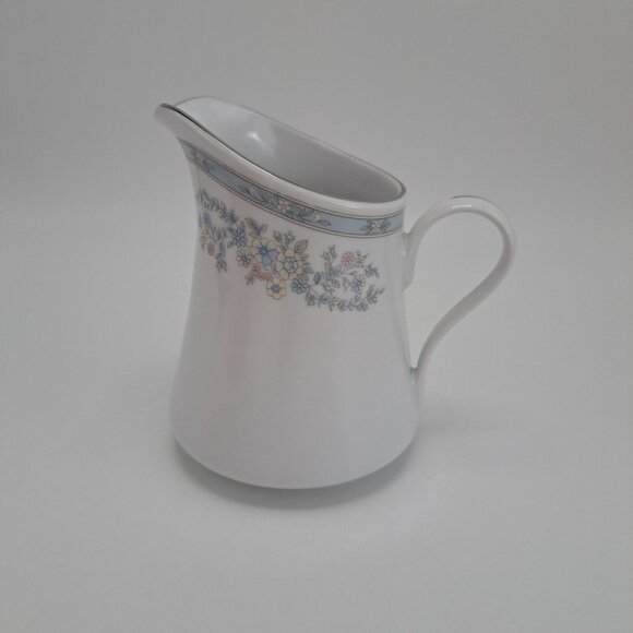 Fairfield Versailles Fine China Floral White Creamer - Picture 1 of 7